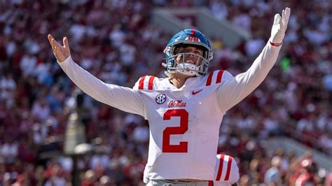 No. 13 LSU visits 20th-ranked Ole Miss in SEC West matchup
